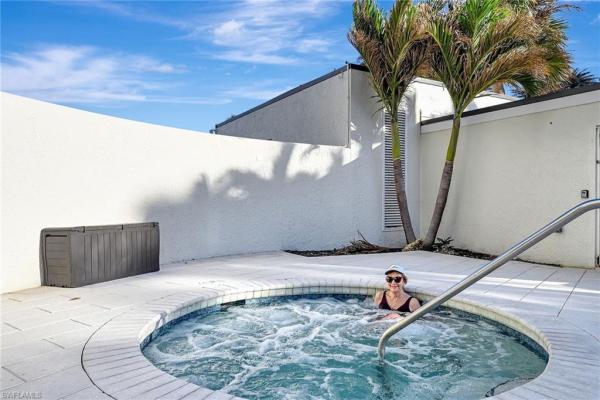 St Nicole At Pelican Bay, 5550 Heron Point Dr #1802, Naples, Florida 34108, image 2