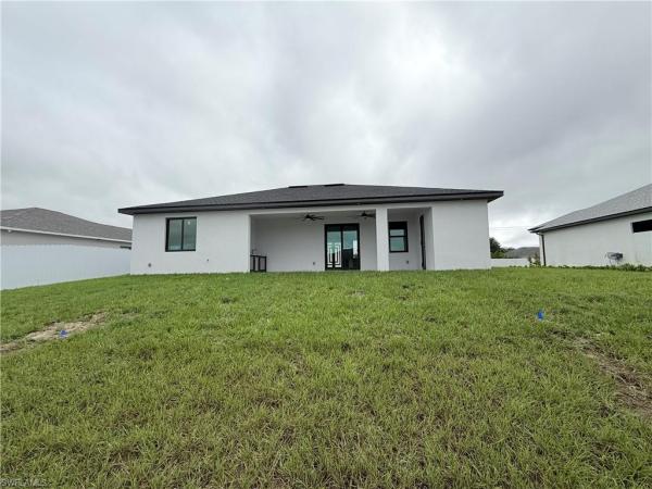 Cape Coral Residential, 912 NE 14th Ave, Cape Coral, Florida 33909, image 3