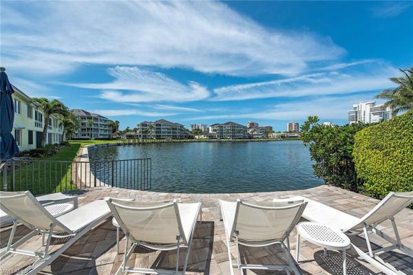 Piedmont Club At Park Shore, 4155 Crayton Rd #203, Naples, Florida 34103, image 2