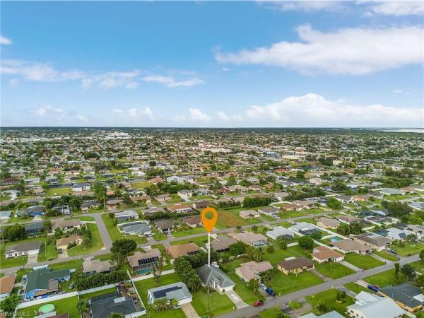Cape Coral Residential, 1411 SE 18th Ter, Cape Coral, Florida 33904, image 2