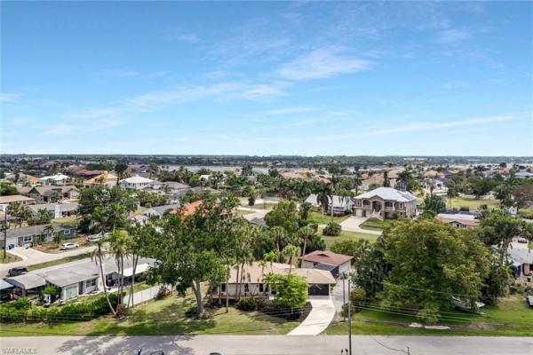 Island Park Woodlands, 6204 Island Park Ct, Fort Myers, Florida 33908, image 2
