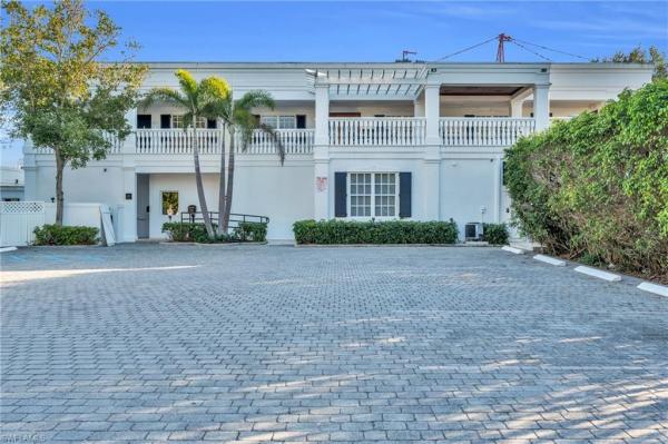 271 S Broad Ave #203, Naples, Florida 34102, image 1