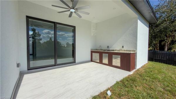 1236 Damen St E, Lehigh Acres, Florida 33974, image 1