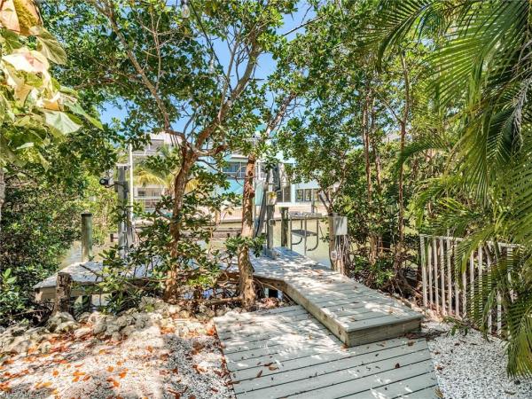 Bonita Beach, 6020 Cypress Ln, Bonita Springs, Florida 34134, image 3