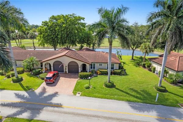 1037 Forest Lakes Dr #8D, Naples, Florida 34105, image 1