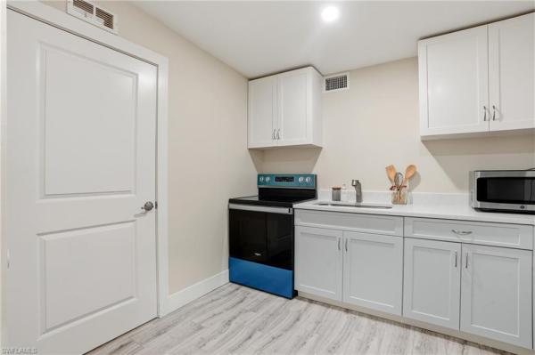 Logan Woods, 6070 Lancewood Way, Naples, Florida 34116, image 1