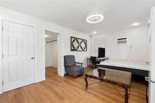 Inomah, 2432 Washington Ave, Naples, Florida 34112, image 3