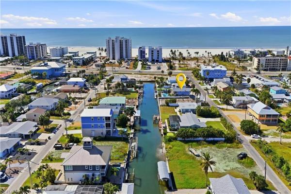 130 Bahia Via, Fort Myers Beach, Florida 33931, image 1