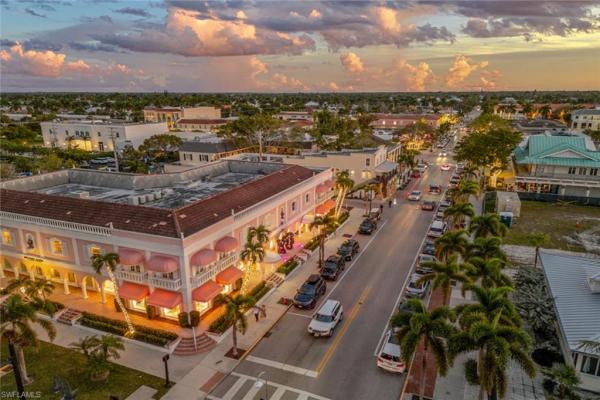 Olde Naples, 231 11th Ave S, Naples, Florida 34102, image 1
