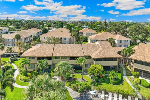 64 4th St #A201, Naples, Florida 34134, image 1