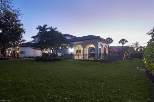 The Estates At Grey Oaks, 1609 Chinaberry Way, Naples, Florida 34105, image 2