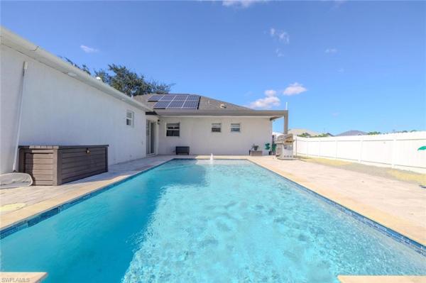 Cape Coral, 326 10th Ter, Cape Coral, Florida 33909, image 2