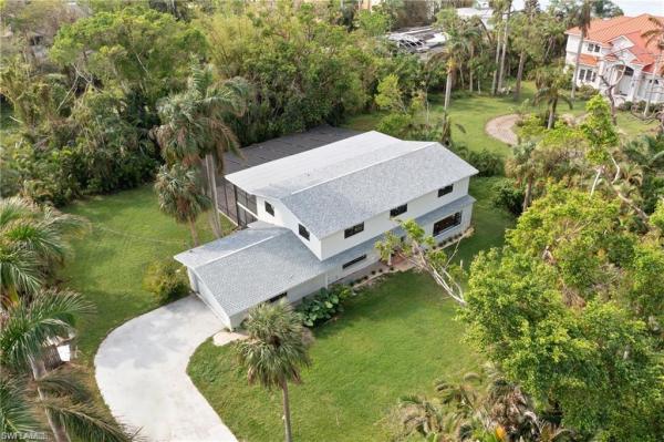 Fort Myers Residential, 8531 Yorkshire Ln, Fort Myers, Florida 33919, image 1