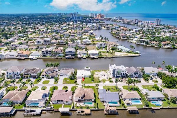 Conners At Vanderbilt Beach, 375 Conners Ave, Naples, Florida 34108, image 1
