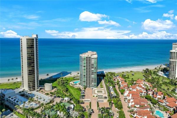 Vistas At Park Shore, 4651 Gulf Shore Blvd N #207, Naples, Florida 34103, image 2