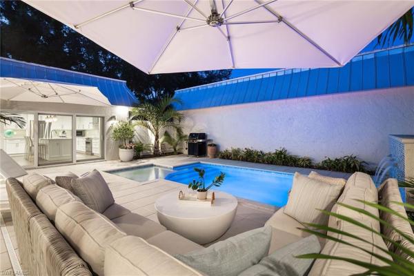 Seagate Villas At Park Shore, 4830 West Blvd, Naples, Florida 34103, image 1