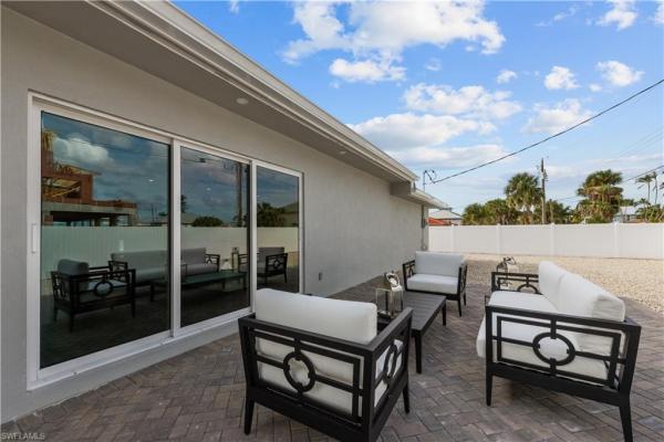Laguna Shores, 7987 Estero Blvd, Fort Myers Beach, Florida 33931, image 2