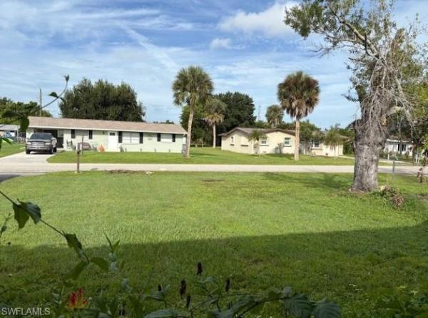 Edgewaters Gardens, 1242 Forsyth Dr, North Fort Myers, Florida 33903, image 1
