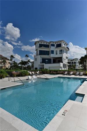 105 Saint Eustacius Ln, Naples, Florida 34134, image 2