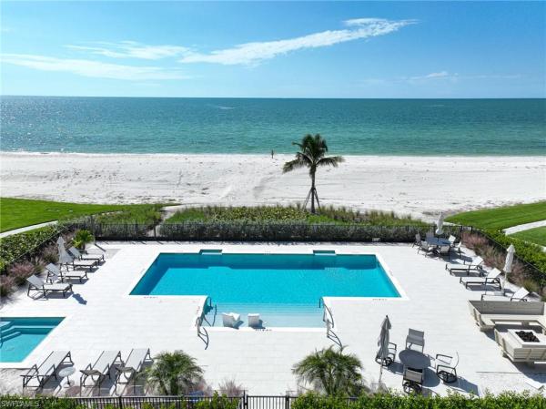 105 Saint Eustacius Ln, Naples, Florida 34134, image 1