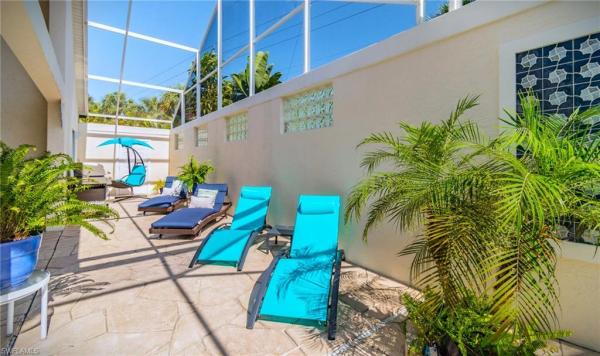 Sabal Lake, 102 Palm Frond Ct, Naples, Florida 34104, image 2