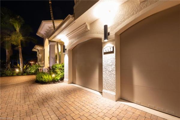 Conners At Vanderbilt Beach, 447 Egret Ave, Naples, Florida 34108, image 1