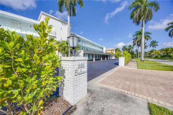 The Orleans, 383 Harbour Dr #309, Naples, Florida 34103, image 2