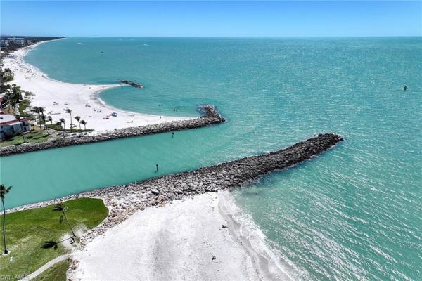 Admiralty Point, 2389 N Gulf Shore Blvd #302, Naples, Florida 34103, image 1