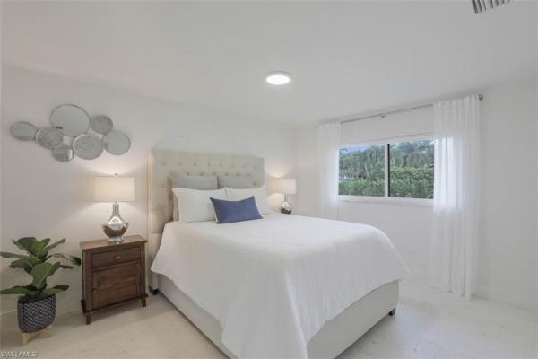 The Moorings, 796 Ketch Dr, Naples, Florida 34103, image 1