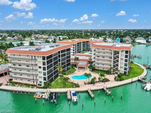 Commodore Club, 222 Harbour Dr #503, Naples, Florida 34103, image 1