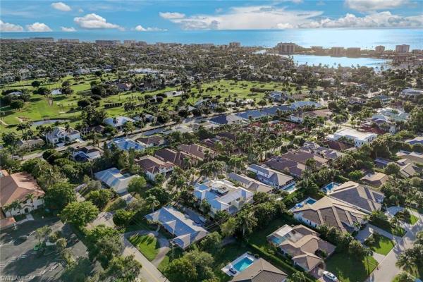 The Moorings, 699 Fairway Ter, Naples, Florida 34103, image 2