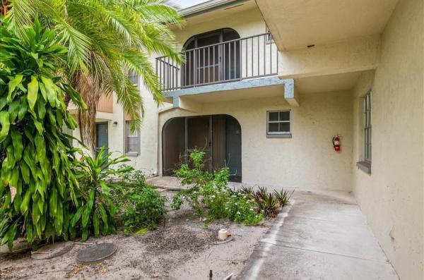 4300 Gulfstream Dr #1B, Naples, Florida 34112, image 1