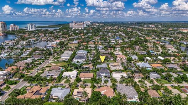 Park Shore, 516 Neapolitan Ln, Naples, Florida 34103, image 1