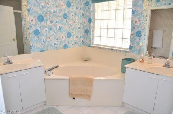 Calais At Pelican Bay, 7040 Pelican Bay Blvd #D404, Naples, Florida 34108, image 2