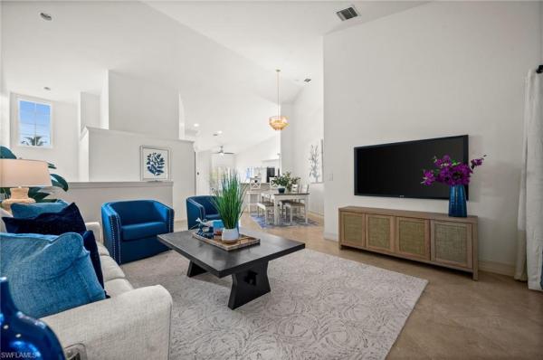 8370 Excalibur Cir #J4, Naples, Florida 34108, image 1