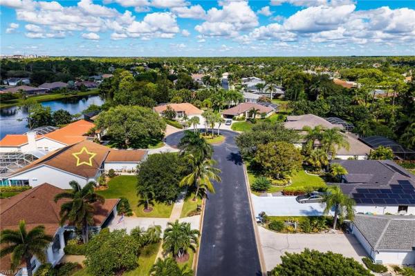 Briarwood, 443 Dundee Ct, Naples, Florida 34104, image 2