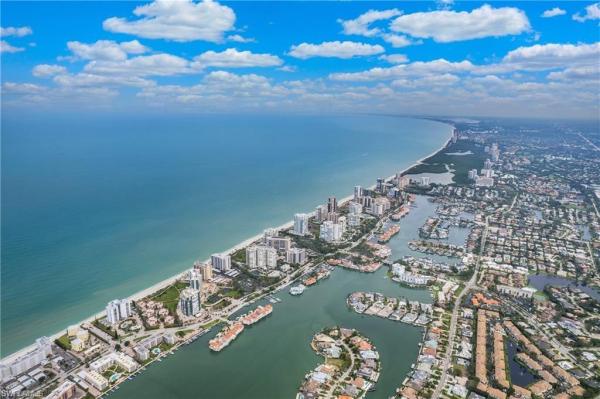 37 High Point Cir E #109, Naples, Florida 34103, image 1