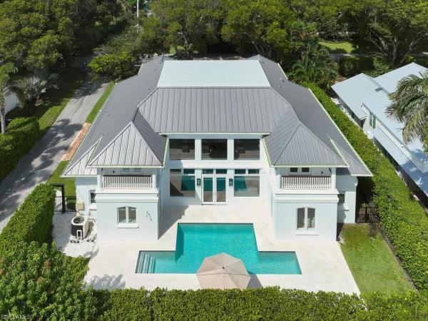 Olde Naples, 570 N 2nd Ave, Naples, Florida 34102, image 3