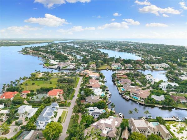 Aqualane Shores, 2170 Marina Dr, Naples, Florida 34102, image 1