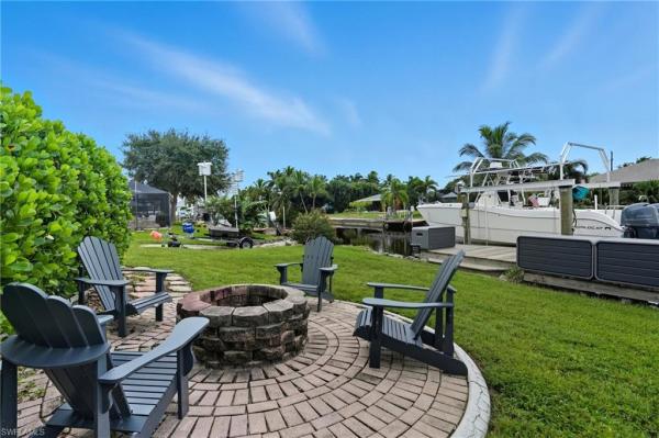 Island Park Woodlands, 6163 Plumosa Ave, Fort Myers, Florida 33908, image 2