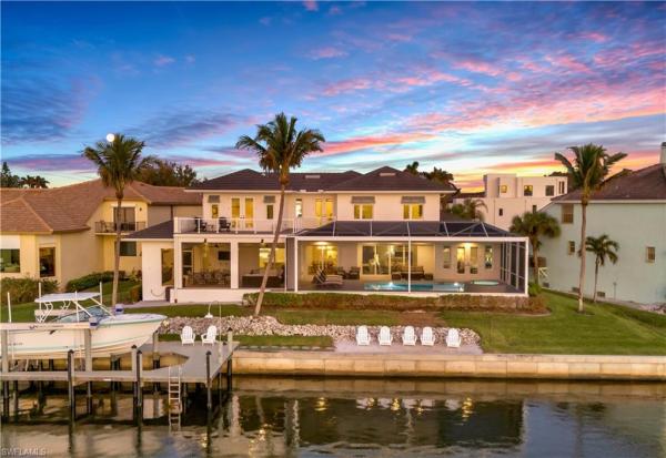 Conners At Vanderbilt Beach, 414 Palm Ct, Naples, Florida 34108, image 2