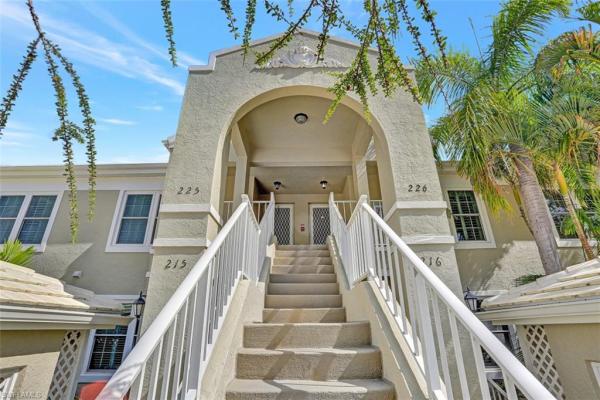 Chanteclair Maisonettes At Pelican Bay, 5899 Chanteclair Dr #226, Naples, Florida 34108, image 2