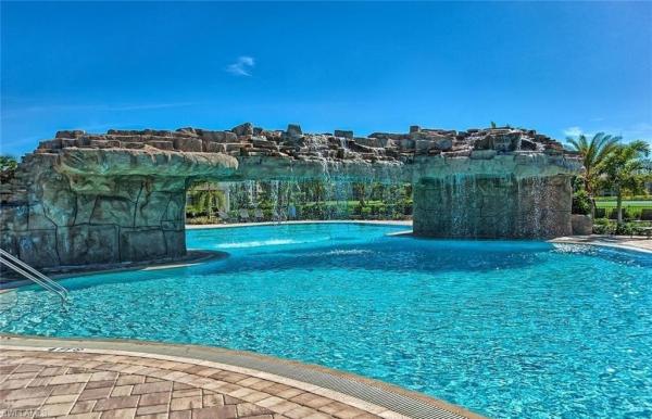 Bonita National Golf & Country Club, 28096 Edenderry Ct, Bonita Springs, Florida 34135, image 2