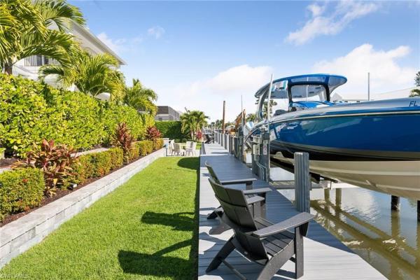 Aqualane Shores, 470 S 17th Ave, Naples, Florida 34102, image 1