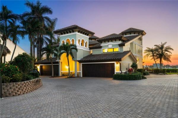 Bayview Estates At Oyster Bay, 1301 Chesapeake Ave #1B, Naples, Florida 34102, image 1