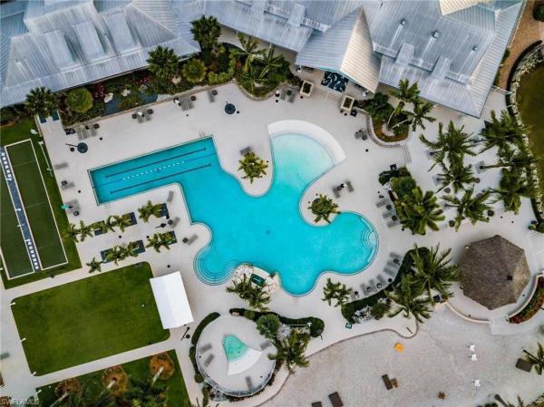 Savannah Lakes, 14714 Leeward Dr, Naples, Florida 34114, image 1