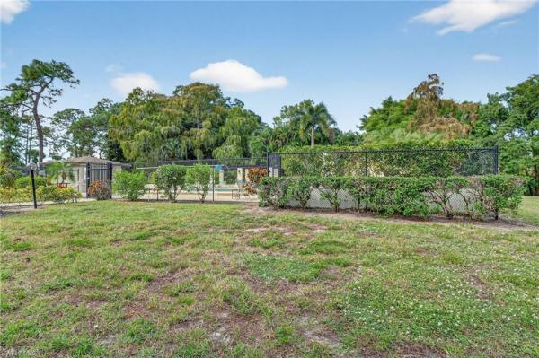 Boca Ciega Village, 1009 S Pine Isle Ln, Naples, Florida 34112, image 2