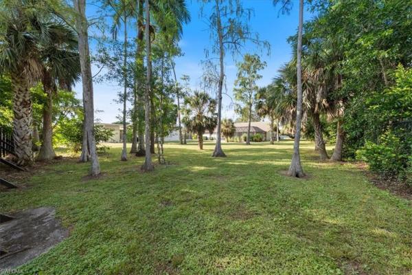 Naples No HOA, 5501 Cynthia Ln, Naples, Florida 34112, image 2