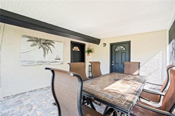 3042 Mango St, Fort Myers, Florida 33916, image 1