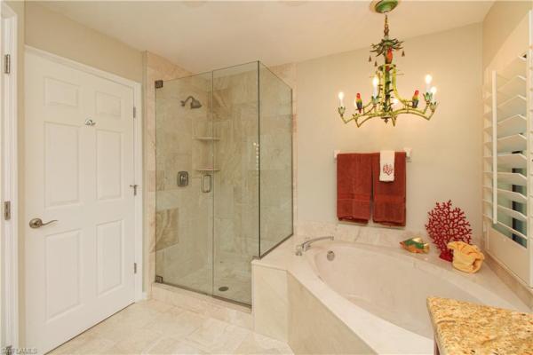 172 Vintage Cir #202, Naples, Florida 34119, image 1